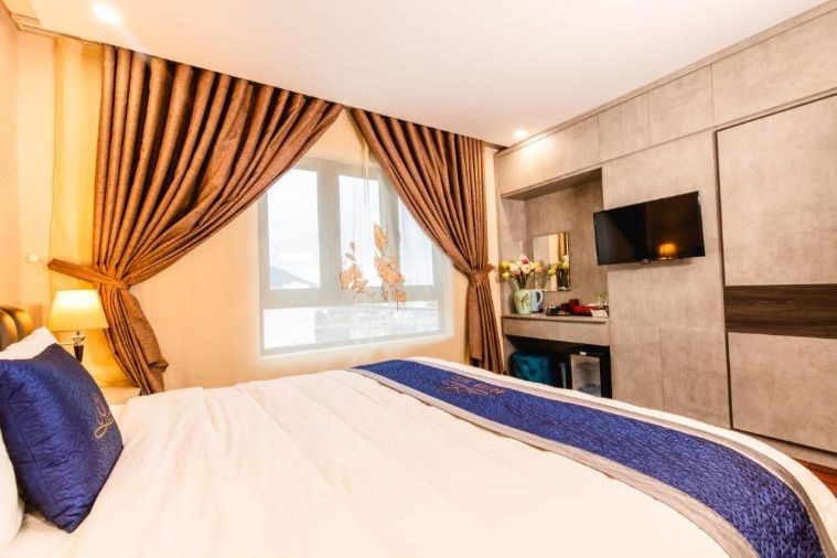 Deluxe Double Garden View 